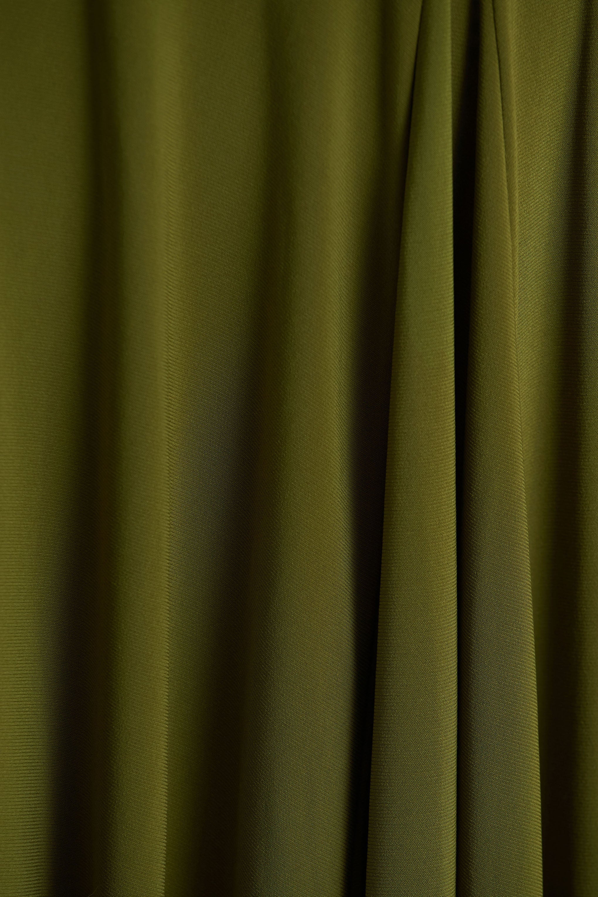 Alexia | Green Asymmetric-Neck Maxi Dress With Gold-Details - Image 6