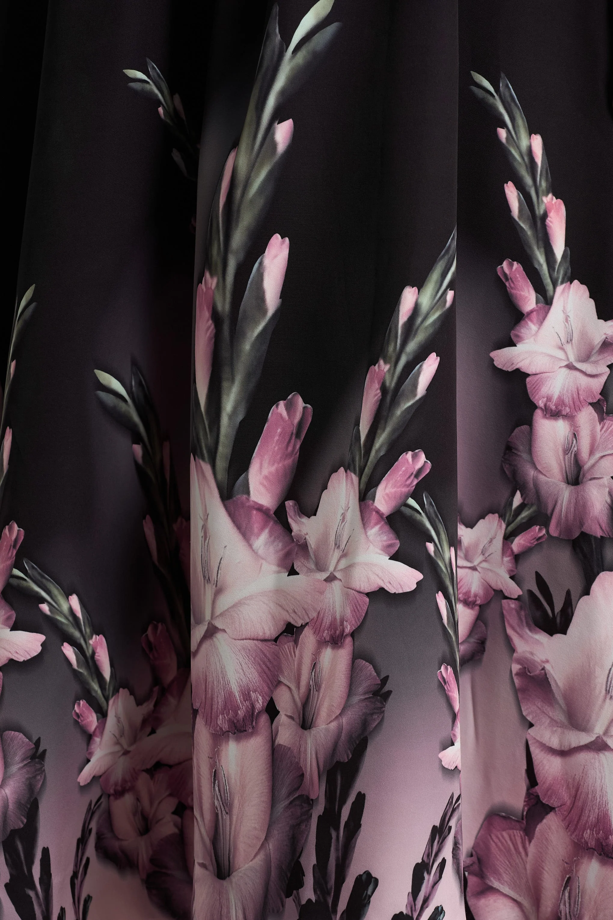 Annalise | Pink Border Print Bandeau Midi Dress - Image 6