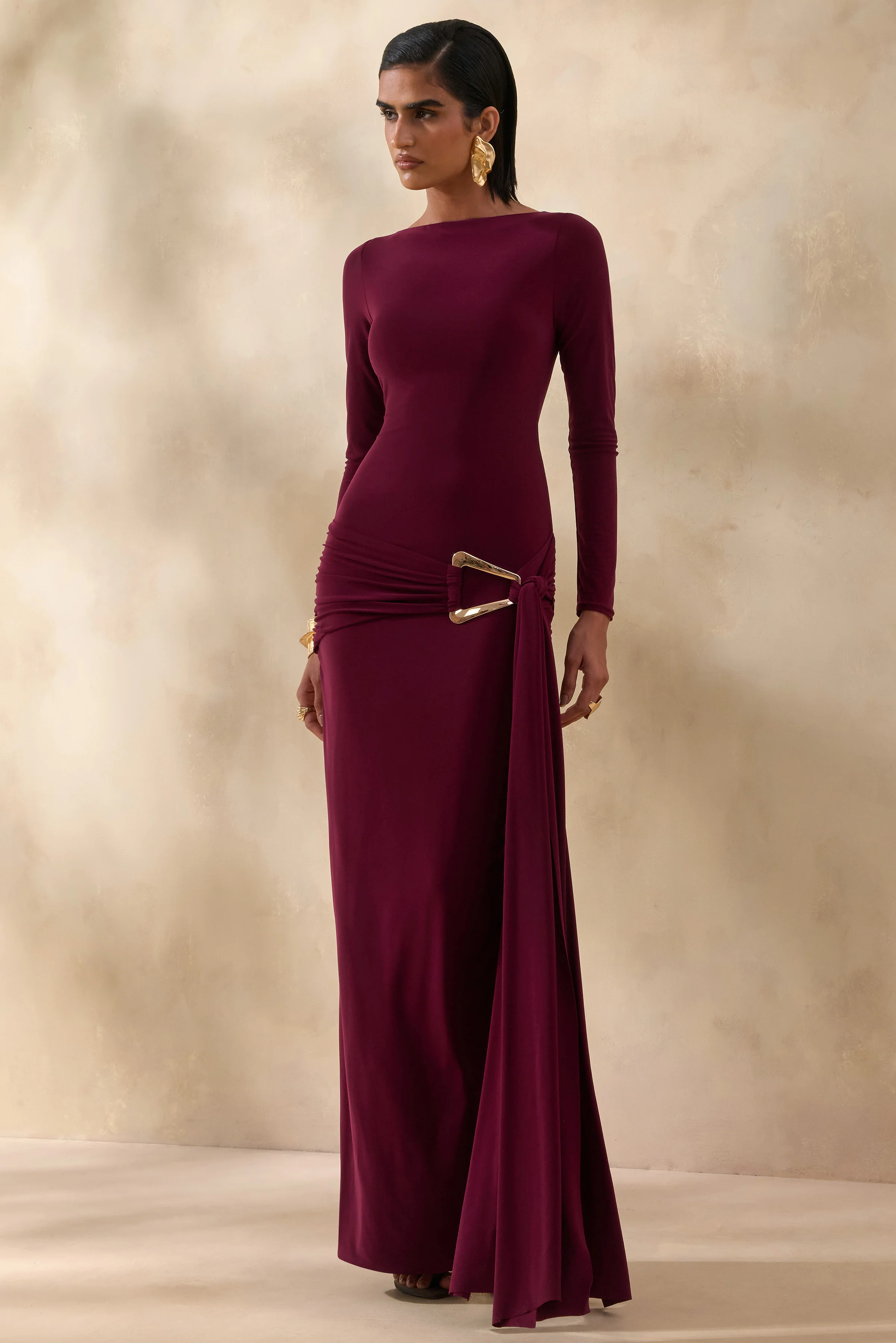 Astrielle | Burgundy Wide-Neck With Gold-Detail And Sash