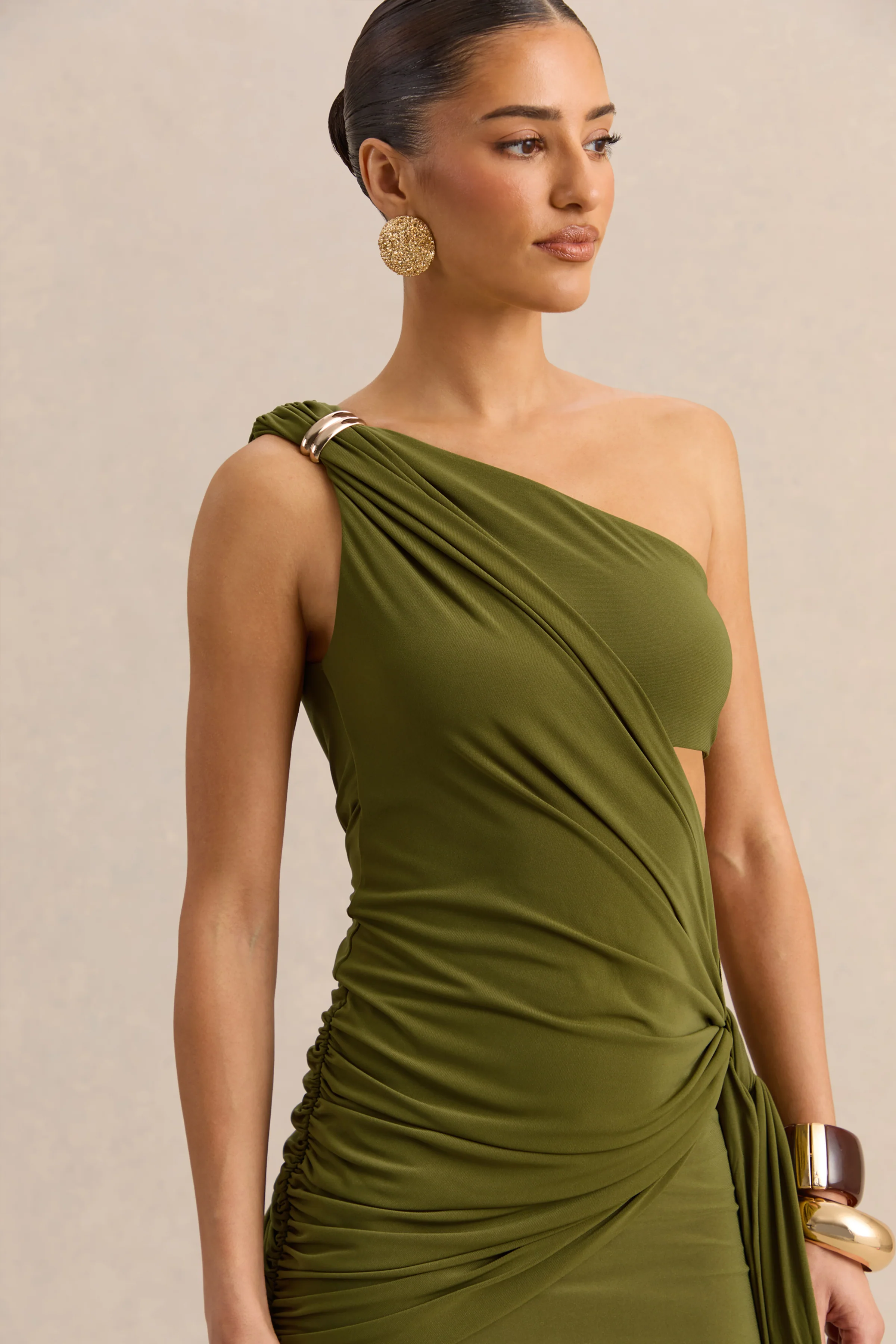 Clarosia | Green Asymmetric-Neck Maxi Dress With Cut-Out With Sash - Image 5