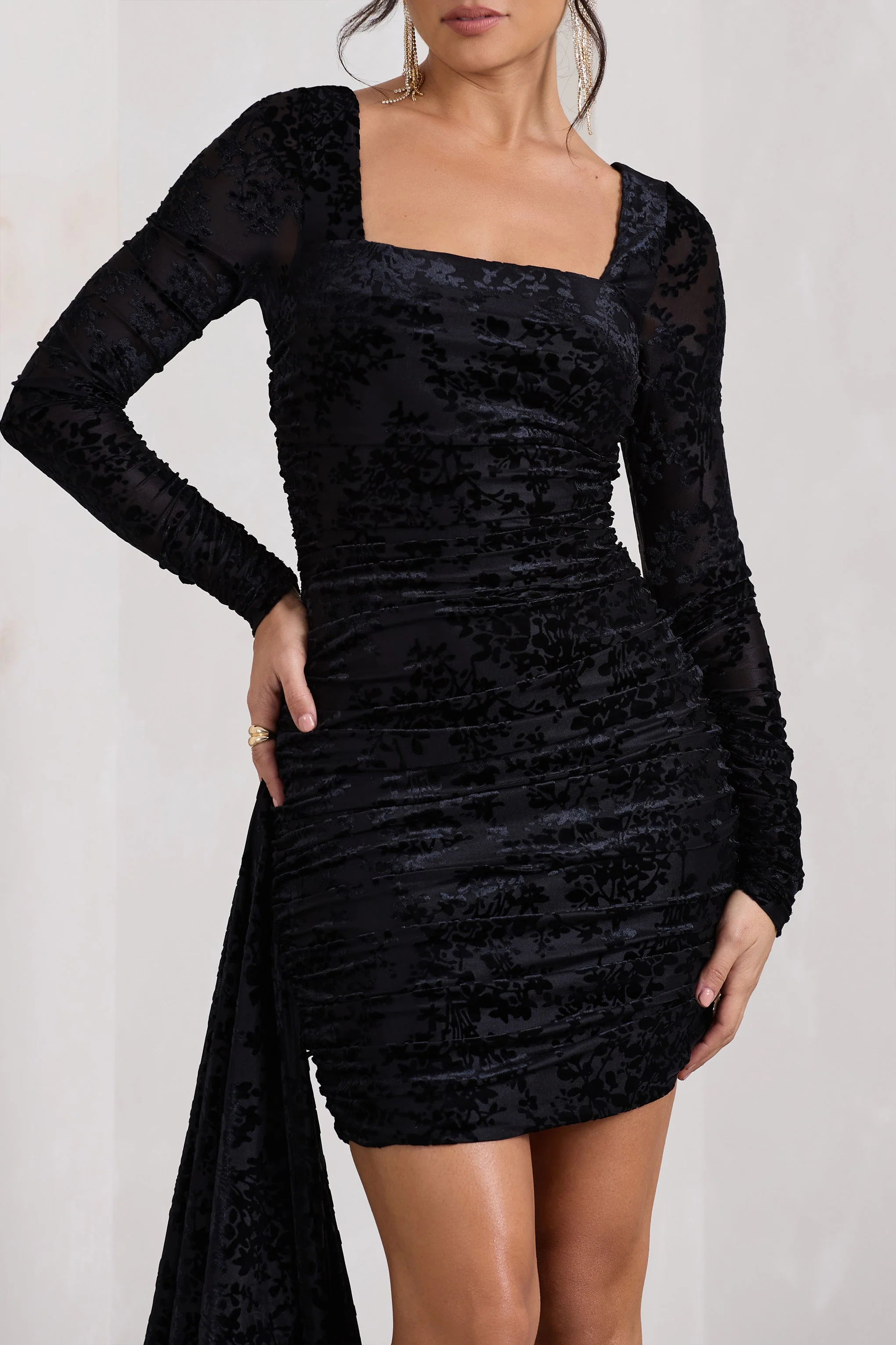 Crimson Cut | Black Velvet Floral Long-Sleeved Ruffled Bodycon Mini Dress - Image 3