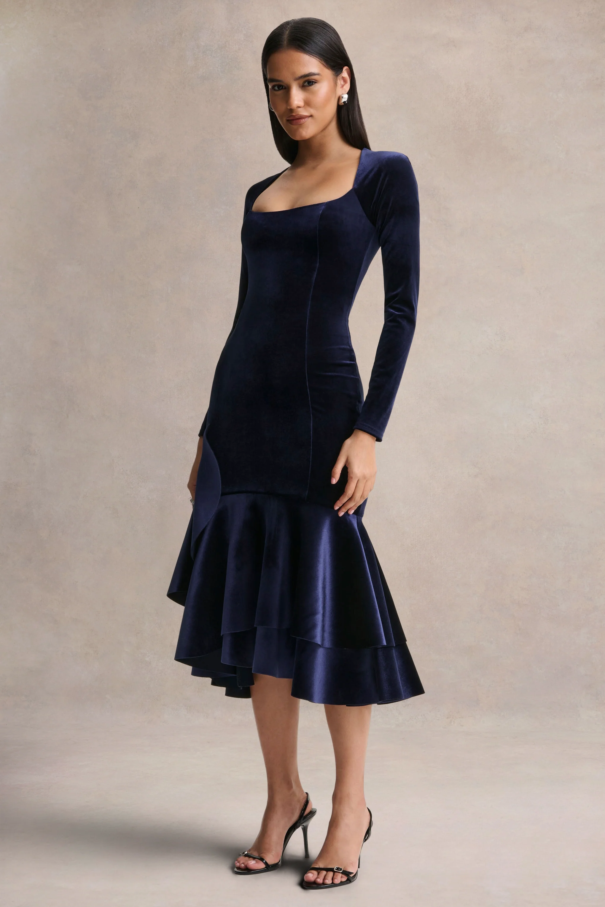 Emberlyn | Navy Velvet Scoop-Neck Fishtail Midi Dress - Image 5