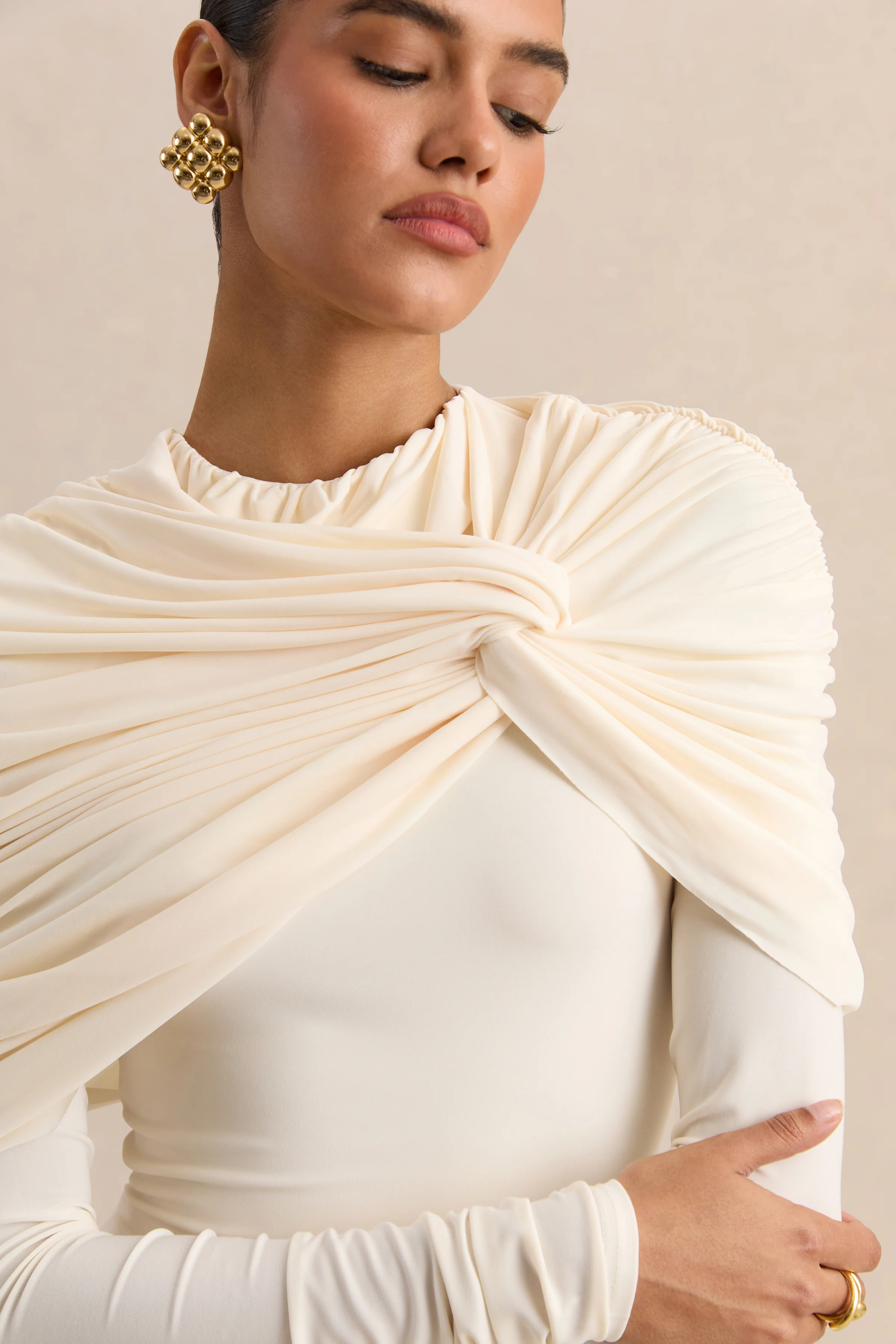 Evessa | Cream Crew-Neck Maxi Dress With Gathered-Detailing - Image 7