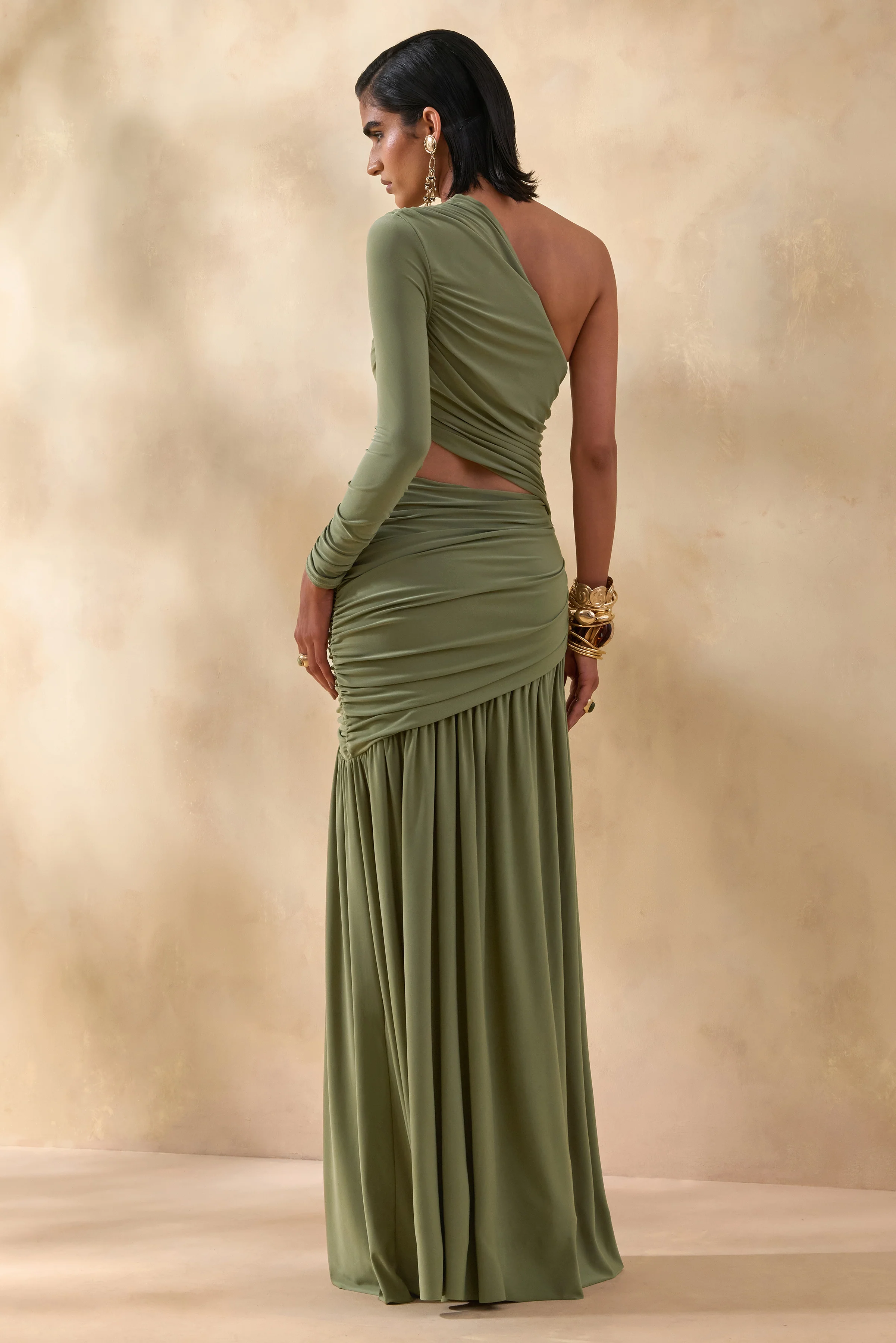 Kinsley | Olive Asymmetric-Neck Maxi Dress With Body Cut-Out Detail - Image 2