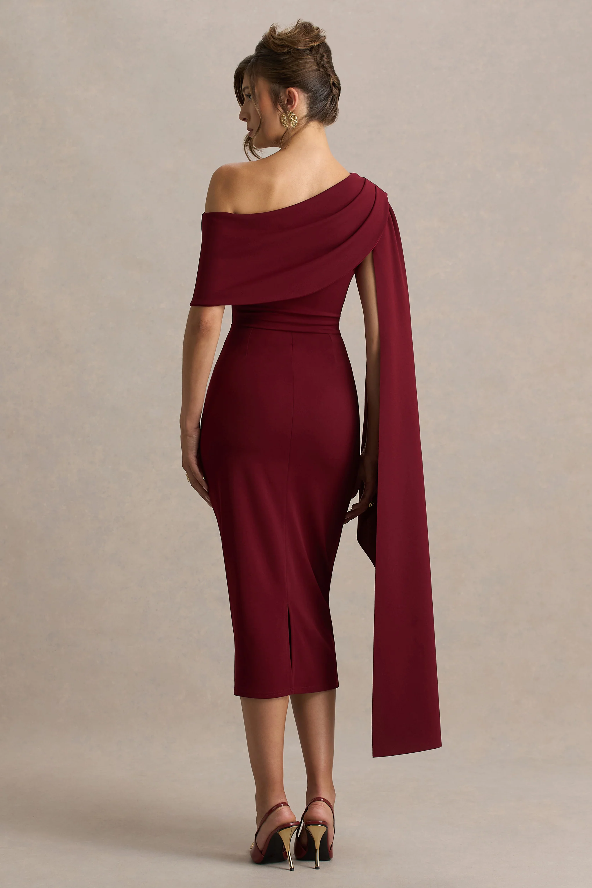 Leah | Burgundy Asymmetric-Neck Midi Dress With Cape-Sleeve - Image 2