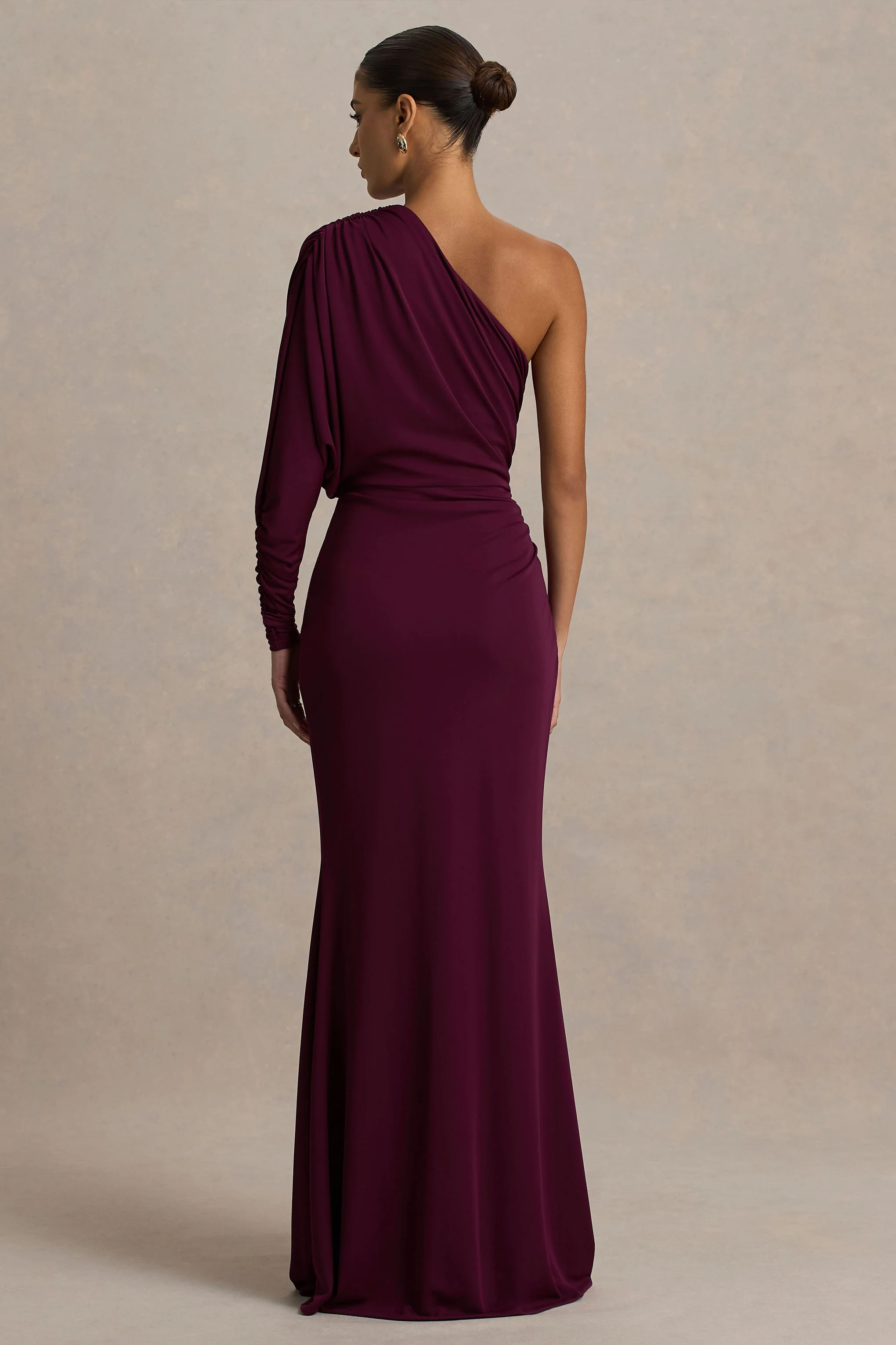 Lola | Burgundy Asymmetric-Neck Maxi Dress With Ruched Detailing And Front High-Split - Image 2