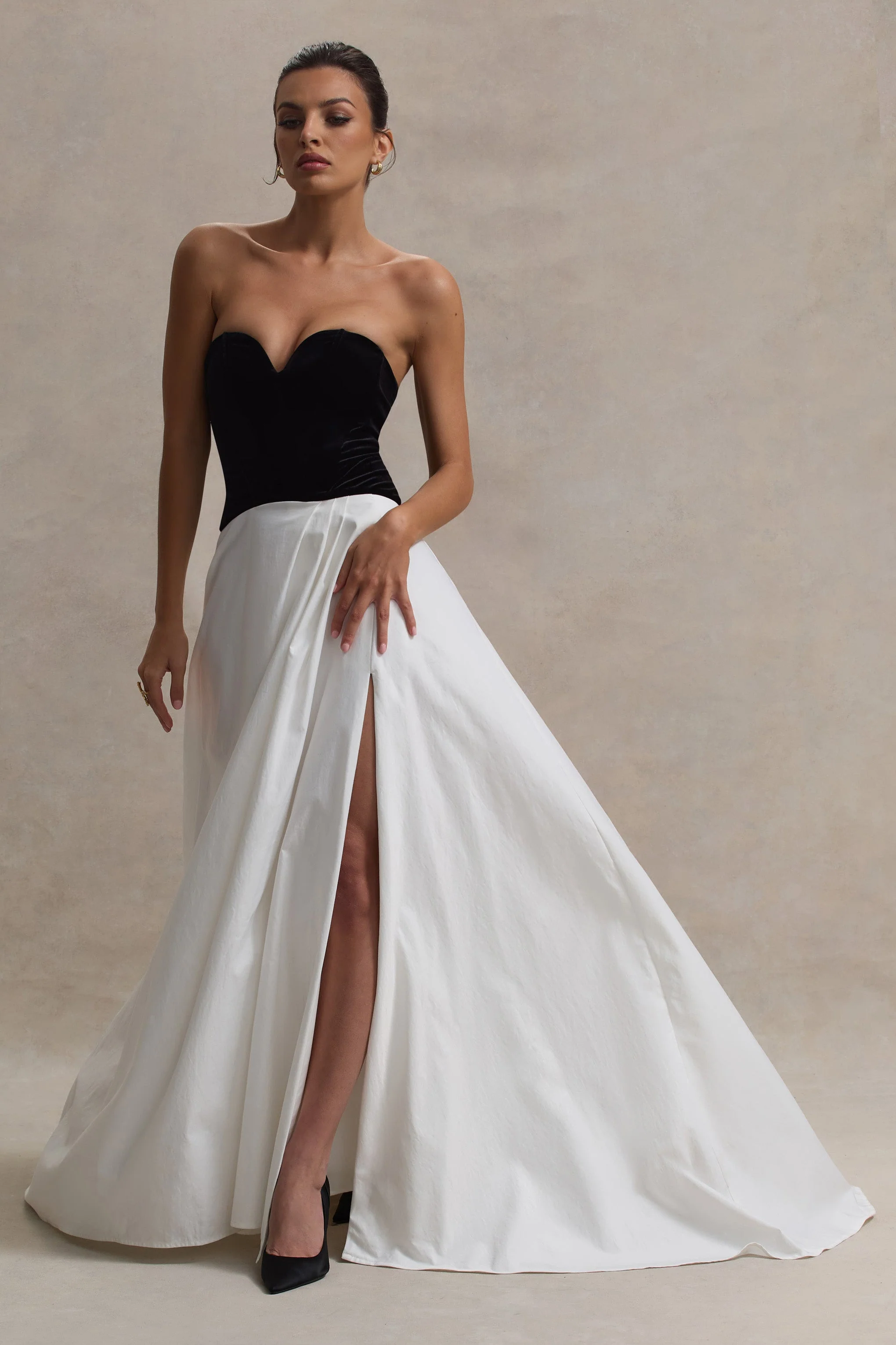 Lucienne | Black & Cream Sweetheart Corset Split Maxi Dress - Image 3