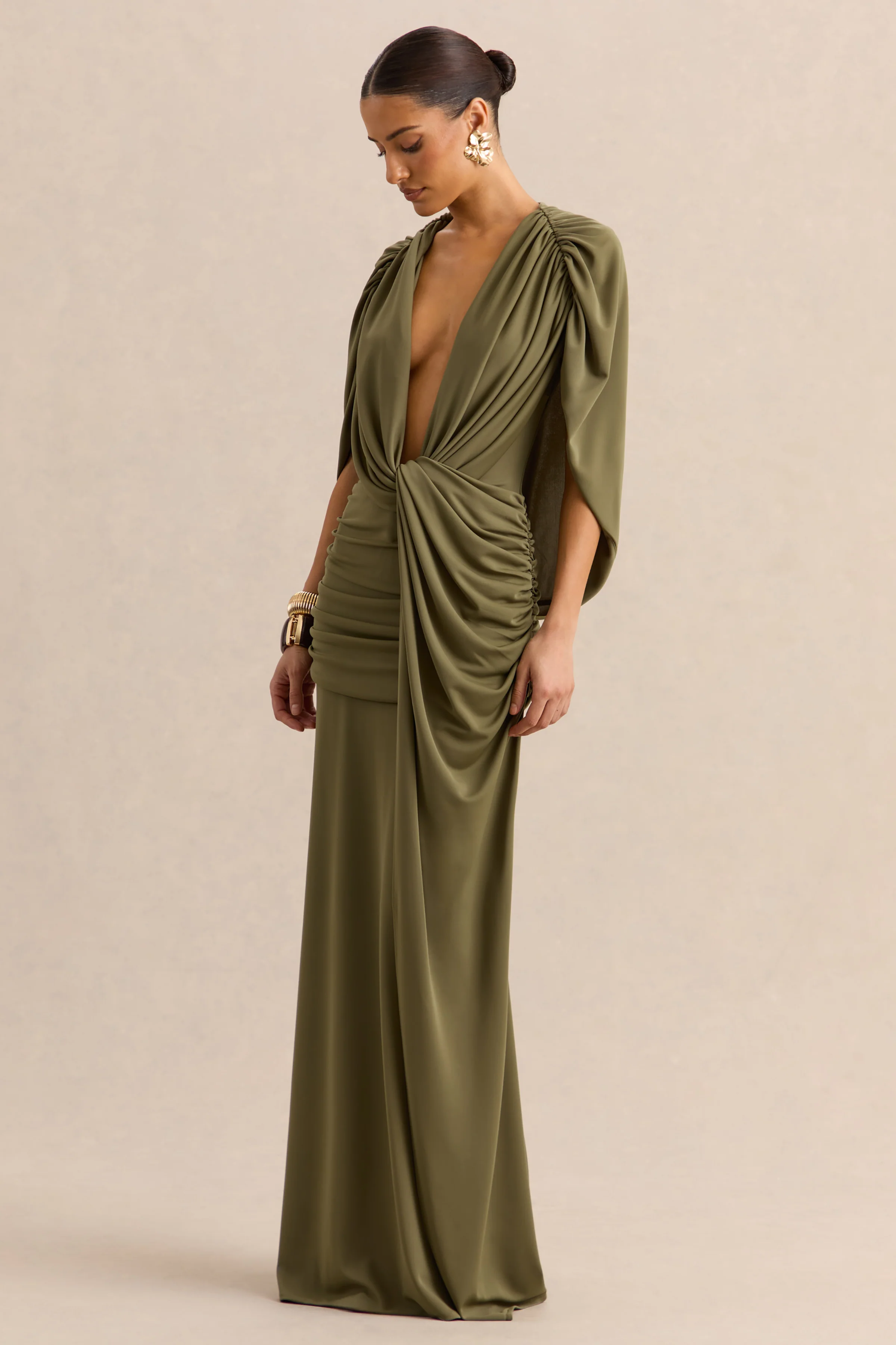 Marisea | Green Plunge-Neck Maxi Dress With Cape-Sleeves - Image 5