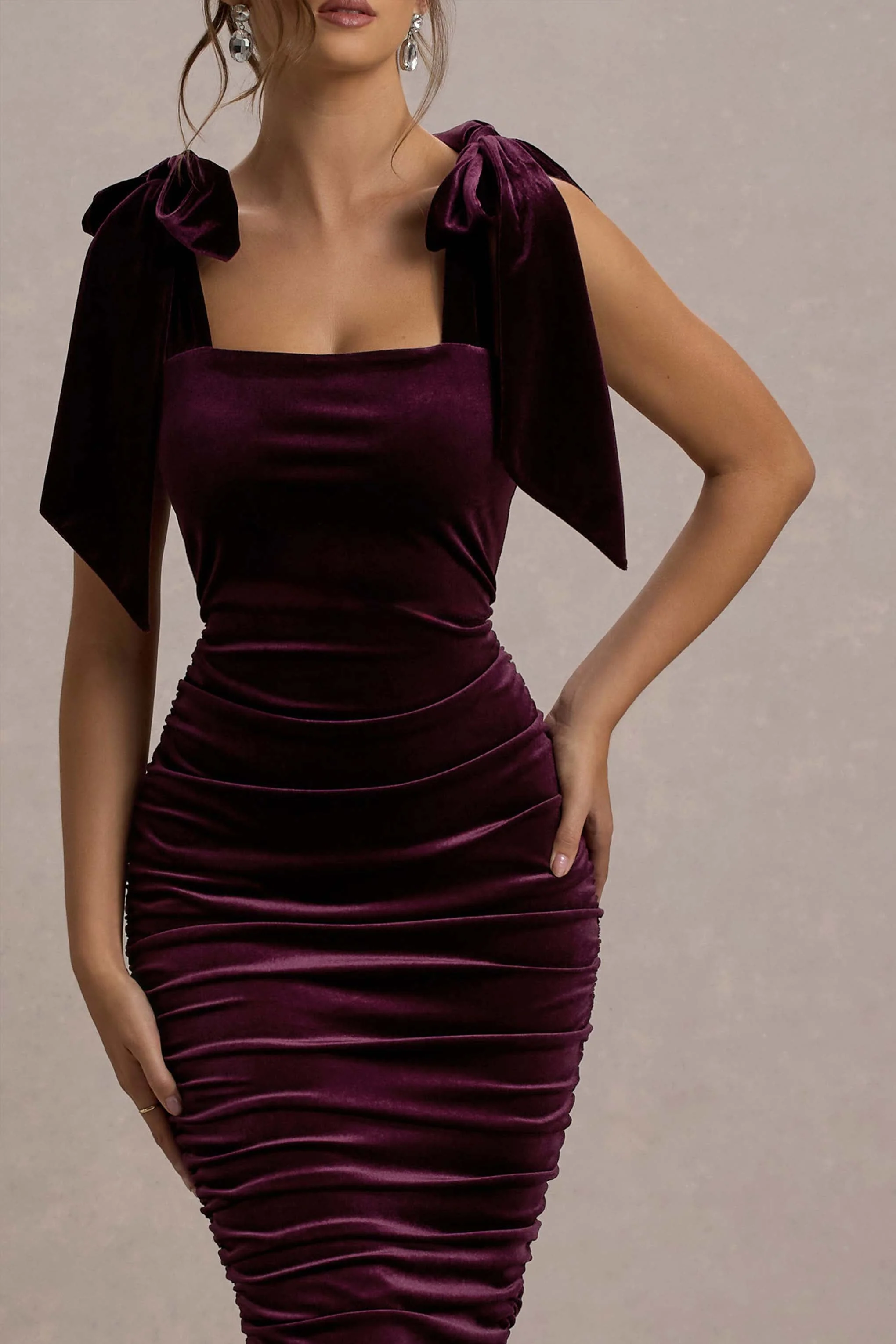 Tarna | Port Velvet Midi Dress With Bow Straps - Image 3