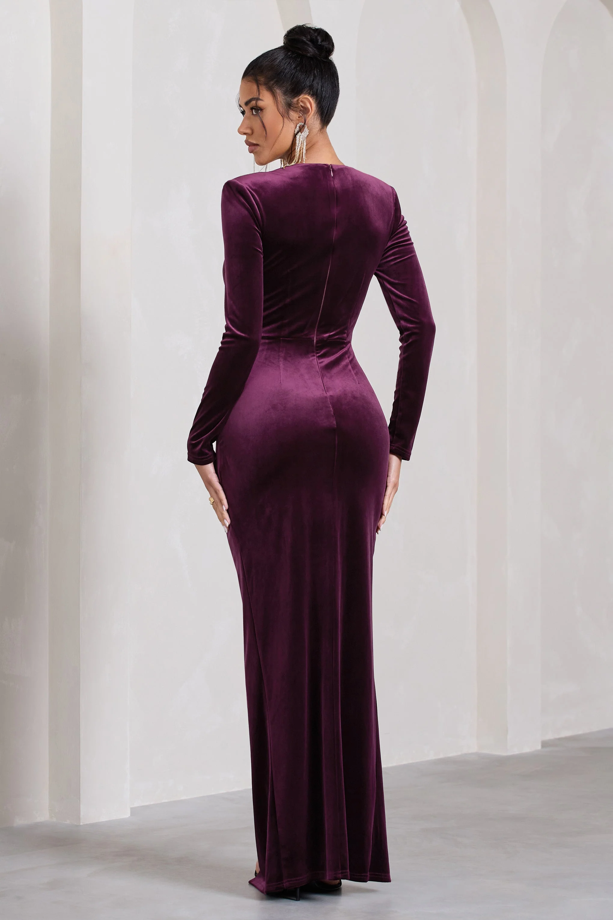 Vin Chaud | Dark Purple Velvet Long-Sleeved Split Maxi Dress - Image 2