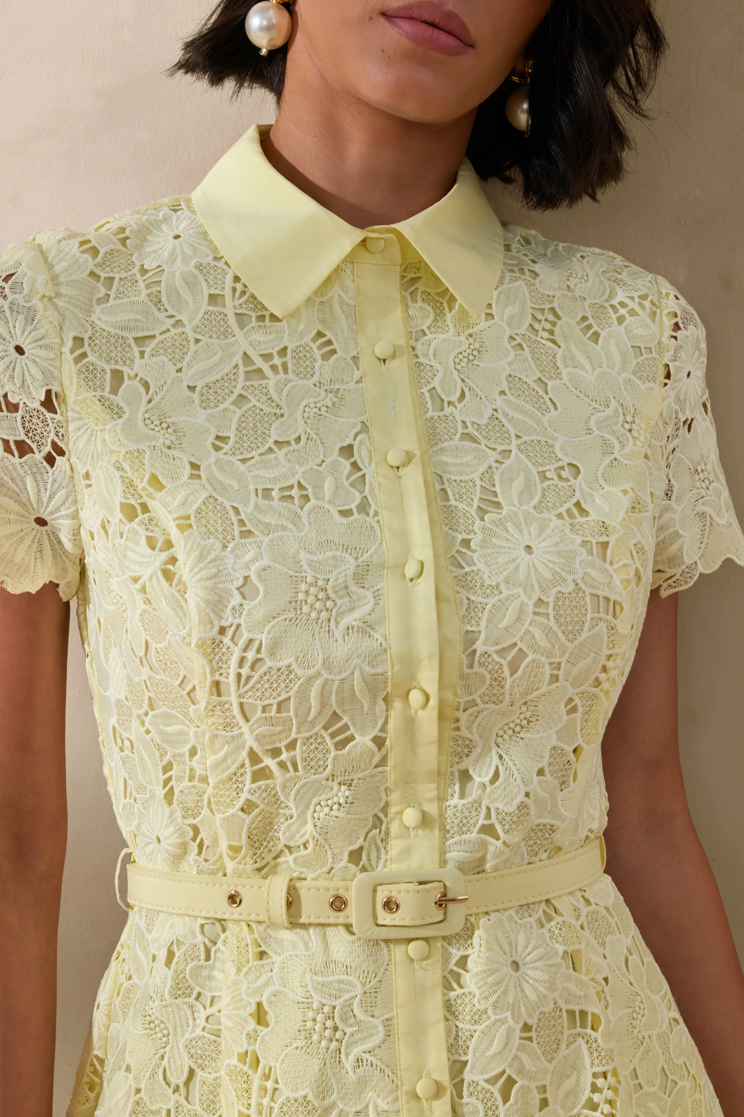 Zalie | Yellow Lace High-Neck Belted Midi Dress - Image 5